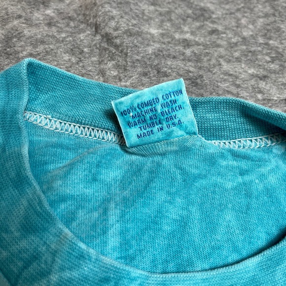 Vintage Single Stitch Whale Shirt Mens Medium Blue Ocean Marine Sea Life Dolphin - Picture 7 of 10